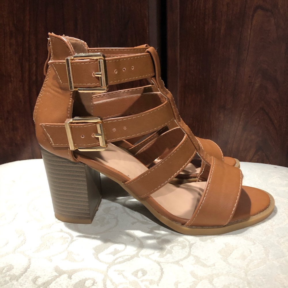 Windsor tan summer heels
